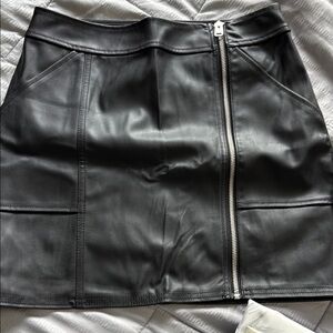 Black Leather Skirt with Zipper Detail